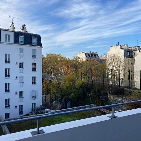 Entire Apartment With Terrace Parigi Esterno foto