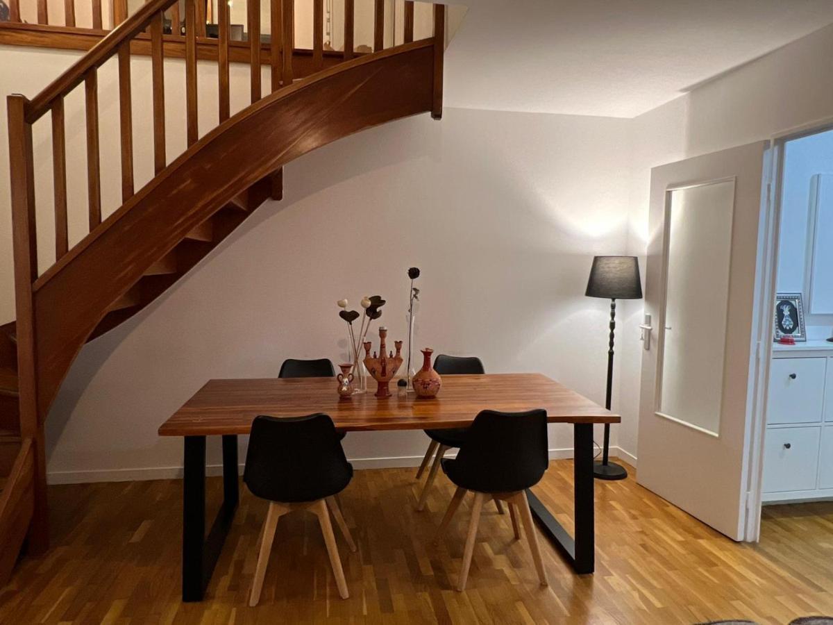 Entire Apartment With Terrace Parigi Esterno foto